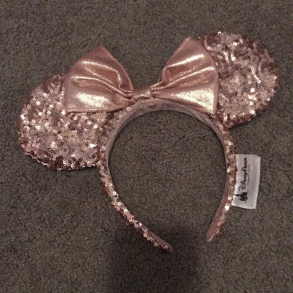 Rose gold minnie mouse ears